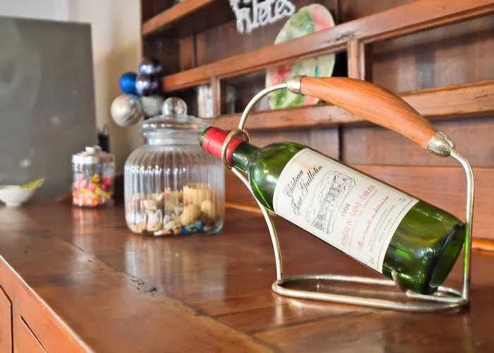 Le Moutat-la Cave Semesterbostad *